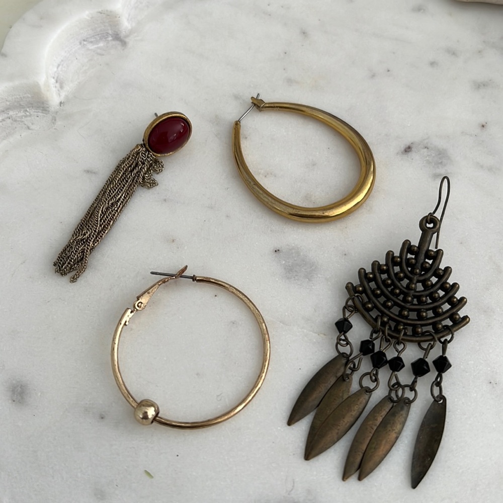 Miscellaneous Single Vintage Earrings